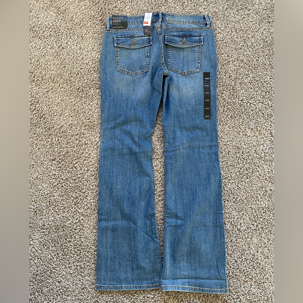 Banana Republic Women's Boot Cut Jeans in Medium Blue